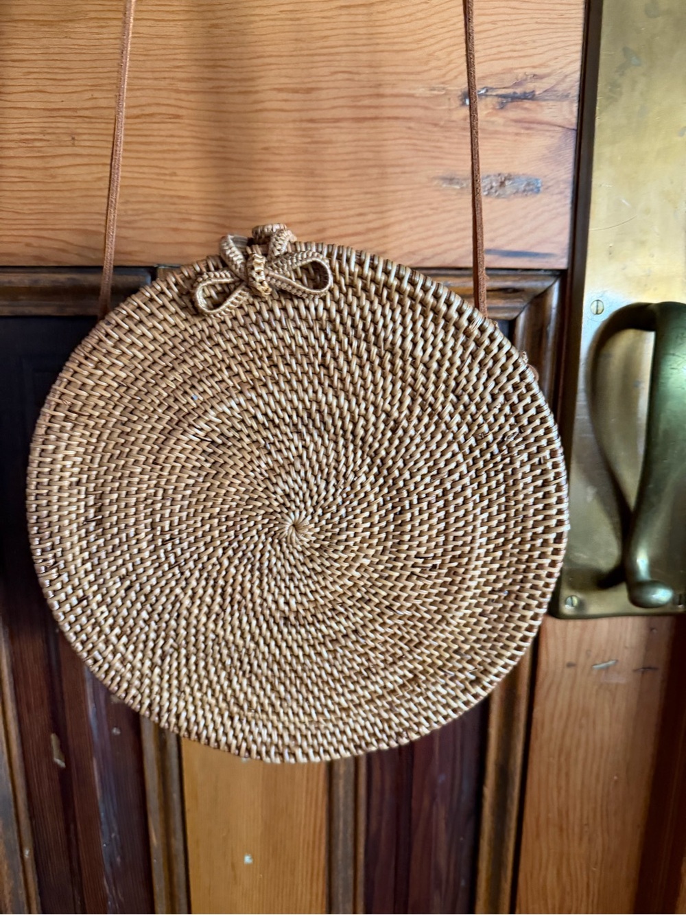 Round Woven Straw Crossbody Bag - Natural